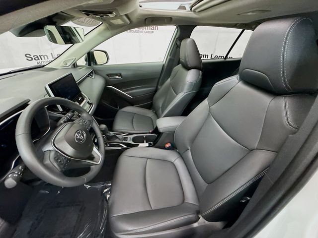 Used 2025 Beige Toyota XLE image 21