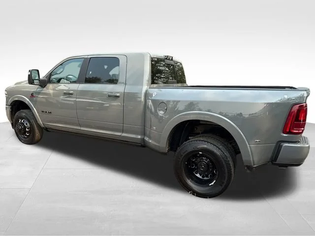 New 2026 Ceramic Gray Clearcoat RAM Limited image 5