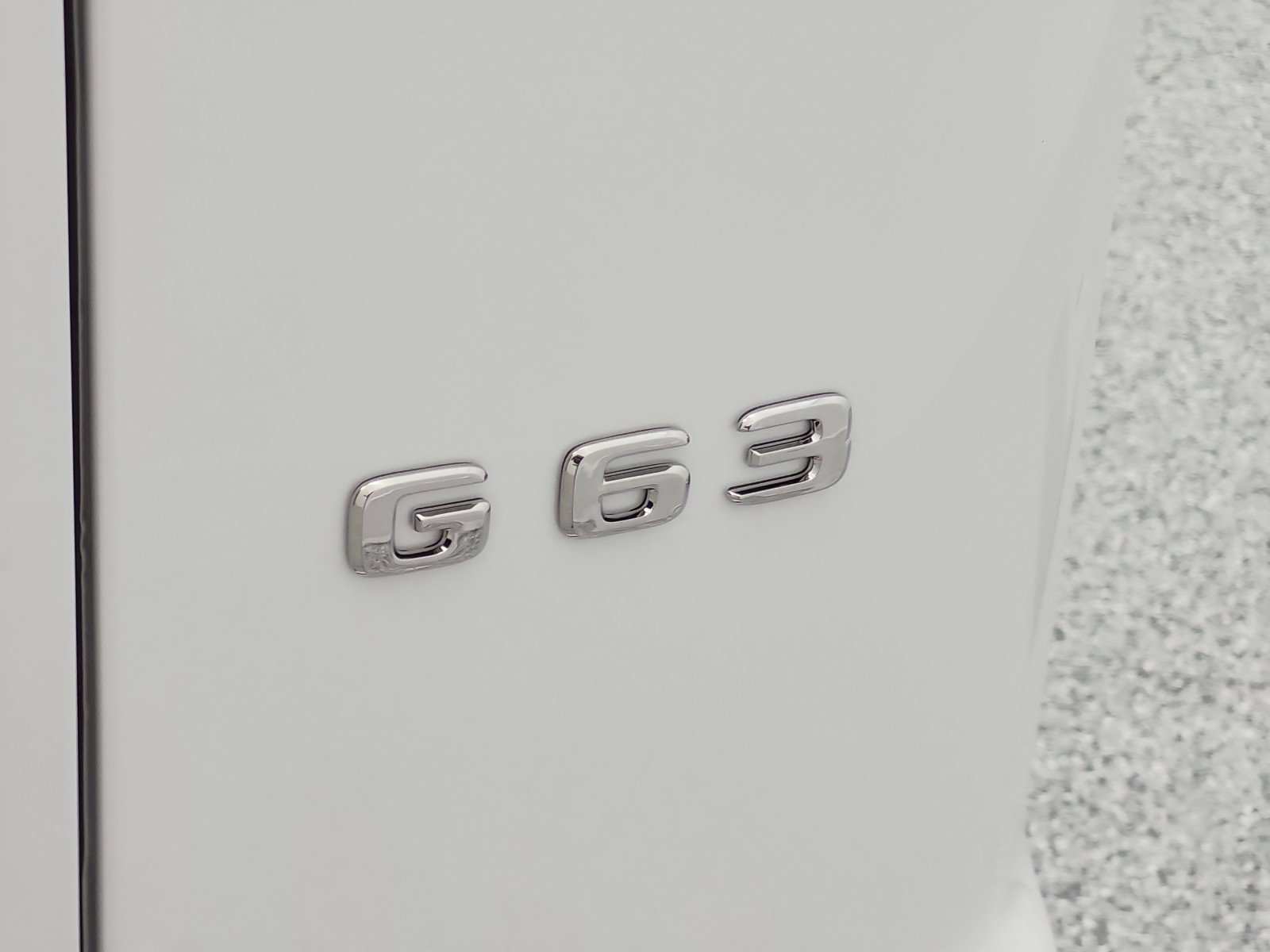 New 2026 MANUFAKTUR Moonlight White Metallic Mercedes-Benz AMG® G 63 SUV image 46