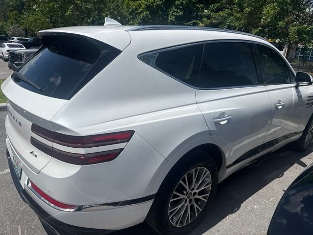 Used 2024 White Genesis 2.5T image 5