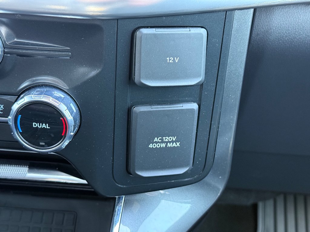 Used 2022 Oxford White Ford LARIAT image 29