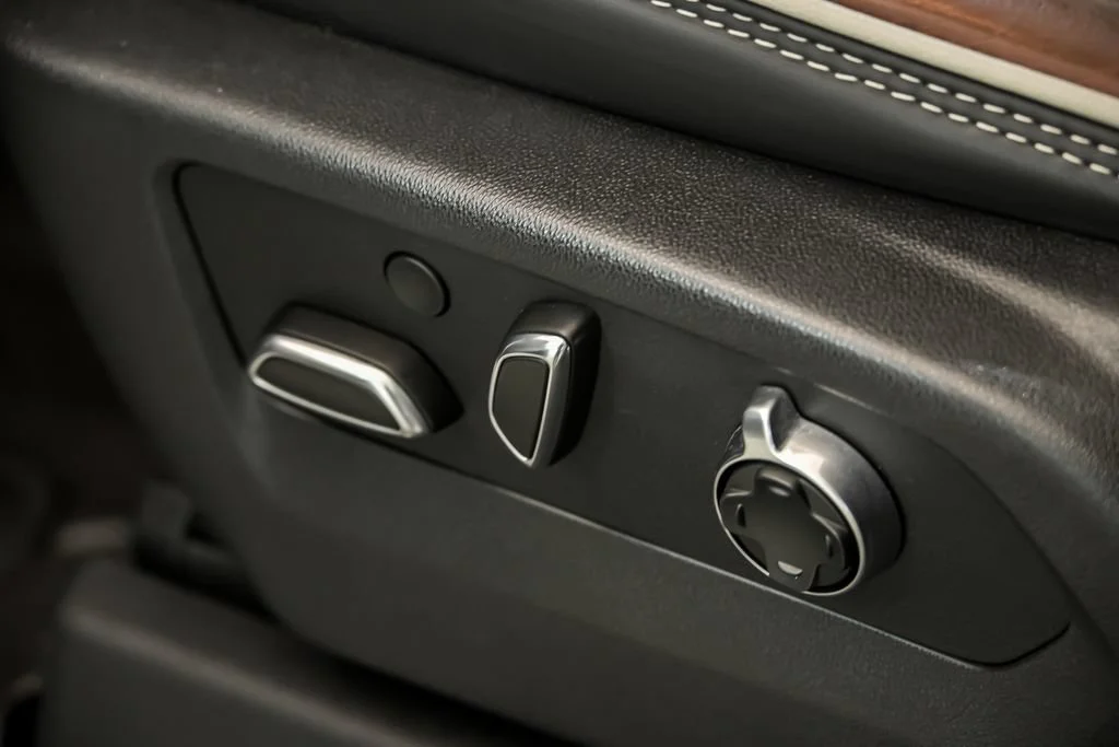 2025 GMC Sierra 1500 Denali Ultimate - Photo 19
