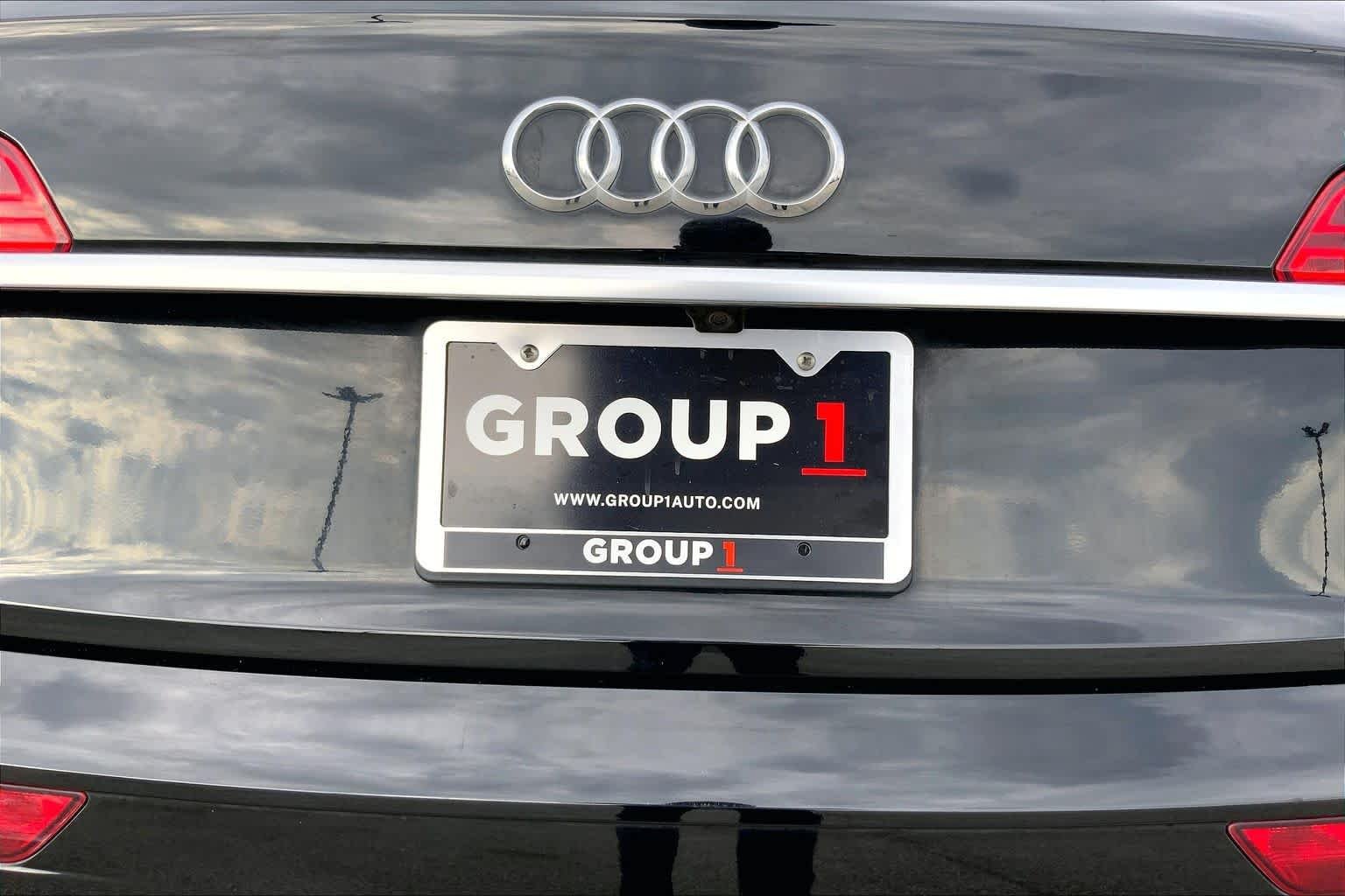 Used 2022 Mythos Black Metallic Audi S line Premium image 10