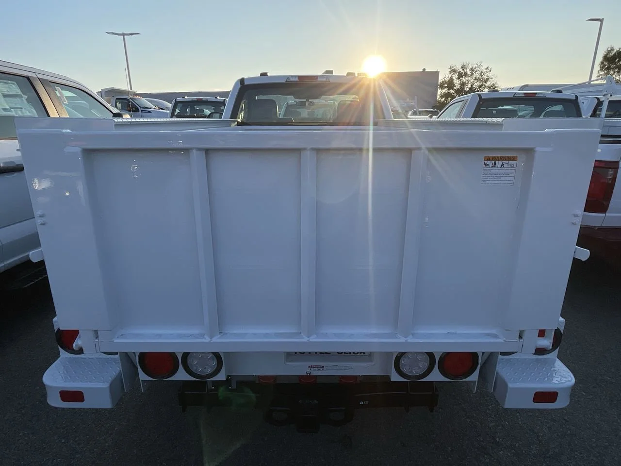 New 2026 Oxford White Ford XL image 5