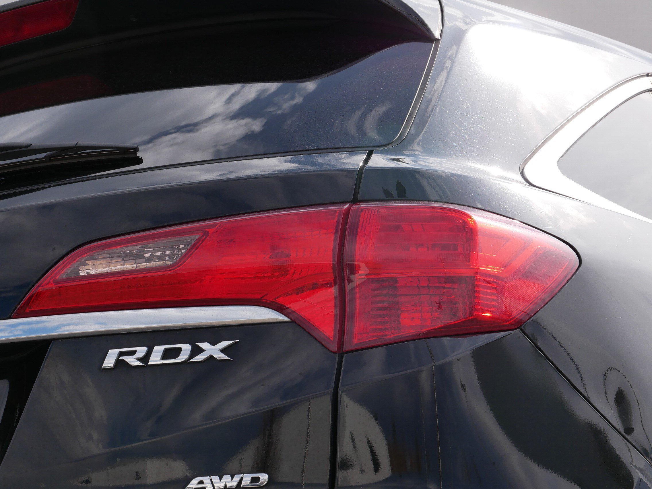 Used 2014 Crystal Black Pearl Acura Tech Pkg image 17