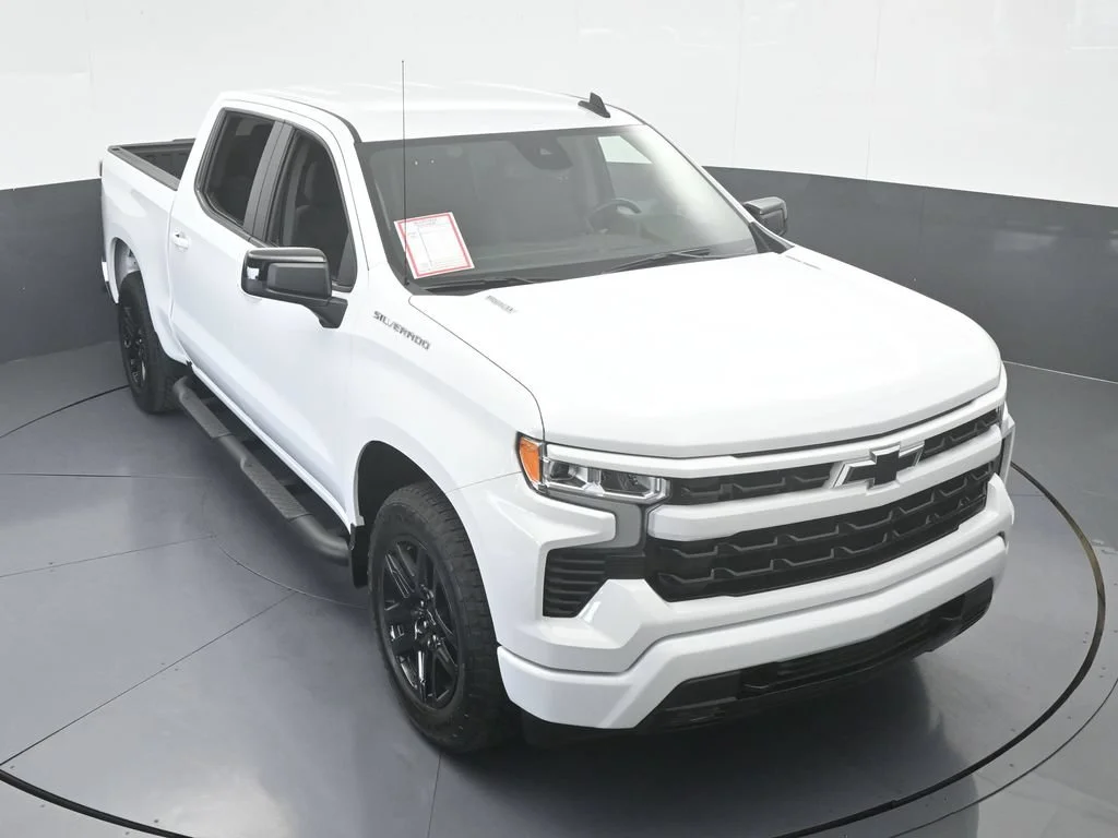 Used 2026 Summit White Chevrolet RST image 50