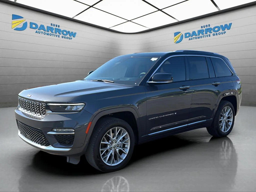 2023 Jeep Grand Cherokee Summit 4x4's photo