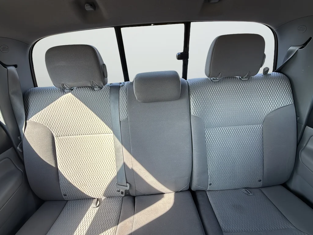 Used 2015 Red Toyota Base image 29