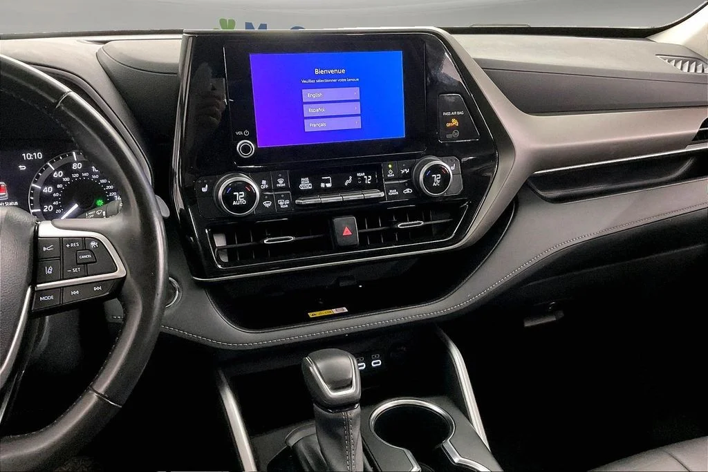 Used 2023 Gray Toyota XLE image 9