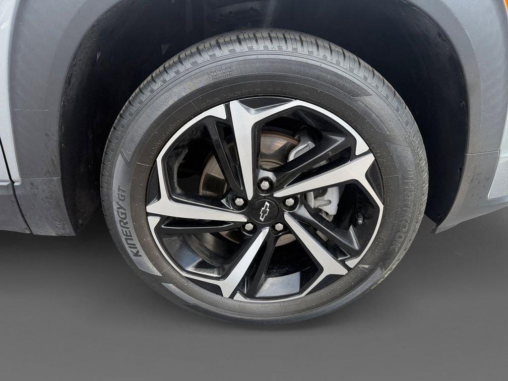 Used 2023 Gray Chevrolet RS image 15