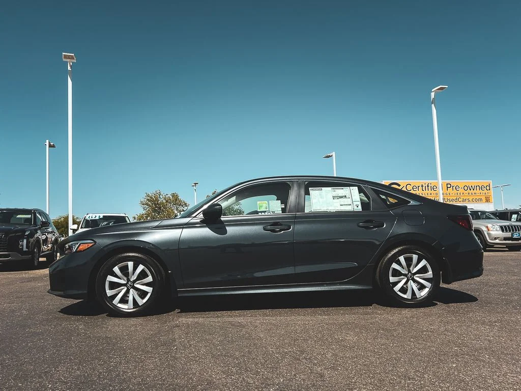 New 2026 Meteorite Gray Metallic Honda LX image 3