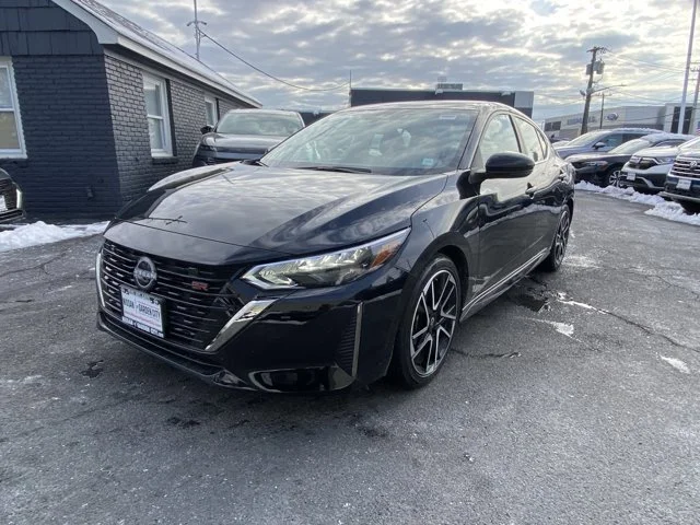 Certified Used 2025 Super Black Nissan SR image 7