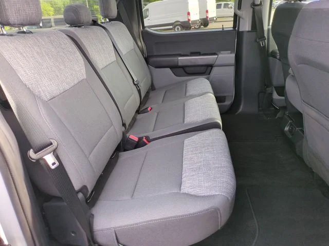 Used 2021 White Ford XLT image 29