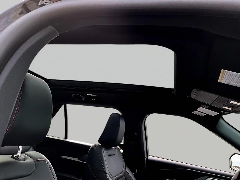 New 2026 Agate Black Metallic Ford ST-Line image 31