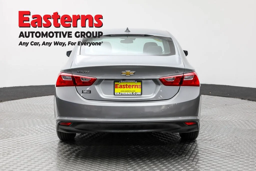 Used 2023 Gray Chevrolet LT image 6