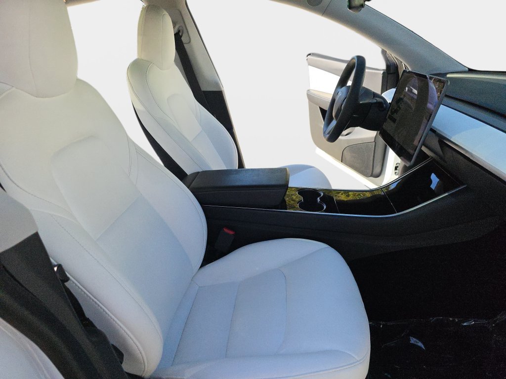 Used 2020 White Tesla Long Range image 12
