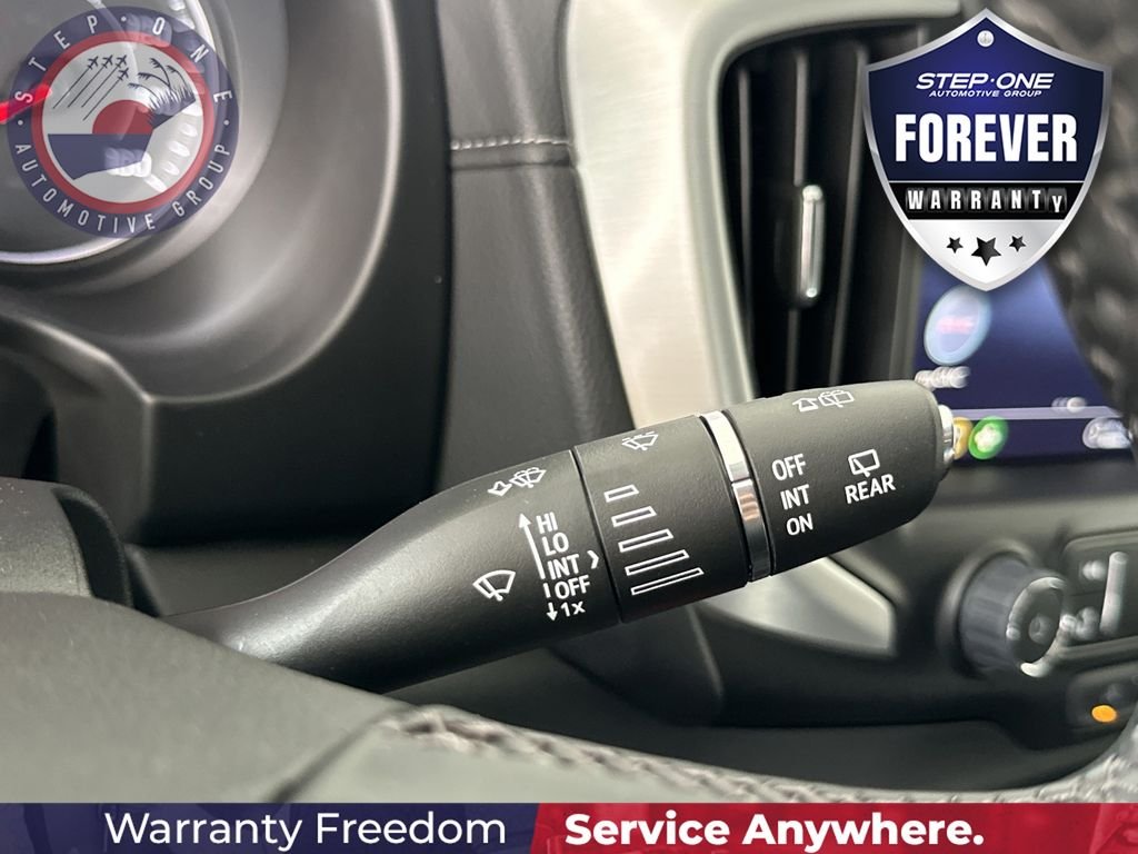 Used 2024 Silver GMC SLT image 23