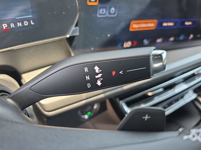 New 2026 Mosaic Black Metallic Chevrolet LT image 23