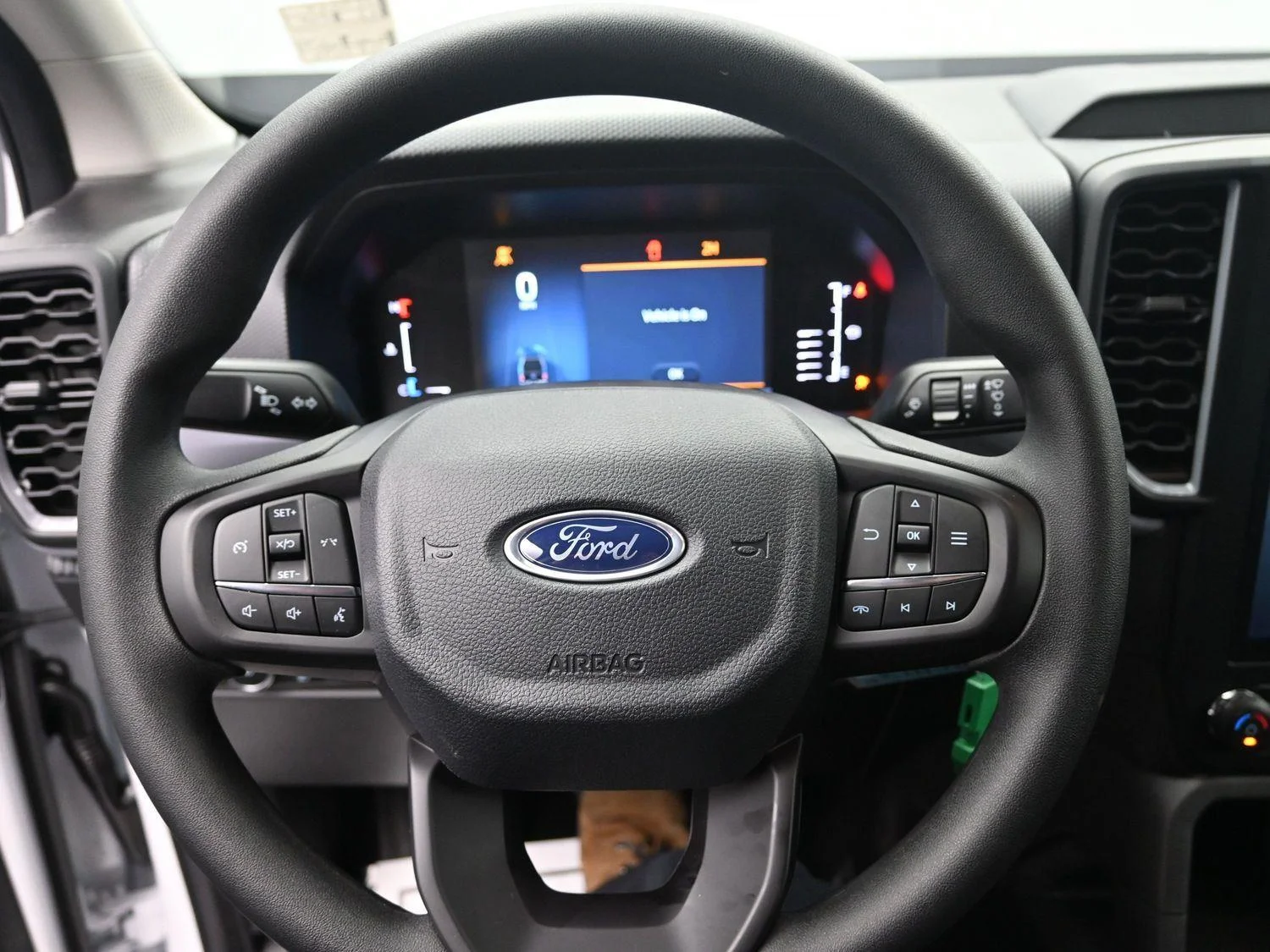New 2025 Oxford White Ford XL image 18