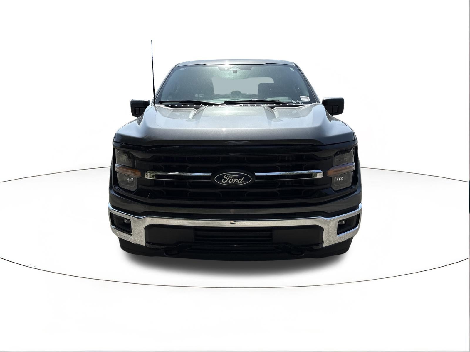 2025 Ford F-150 XLT - Photo 8