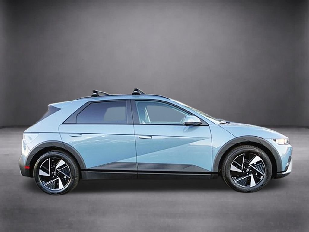 New 2027  Hyundai SEL image 2
