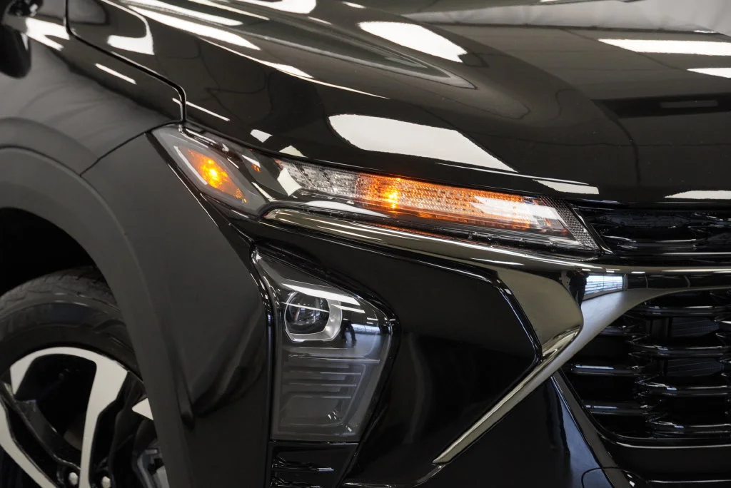 New 2026 Mosaic Black Metallic Chevrolet 1RS image 9