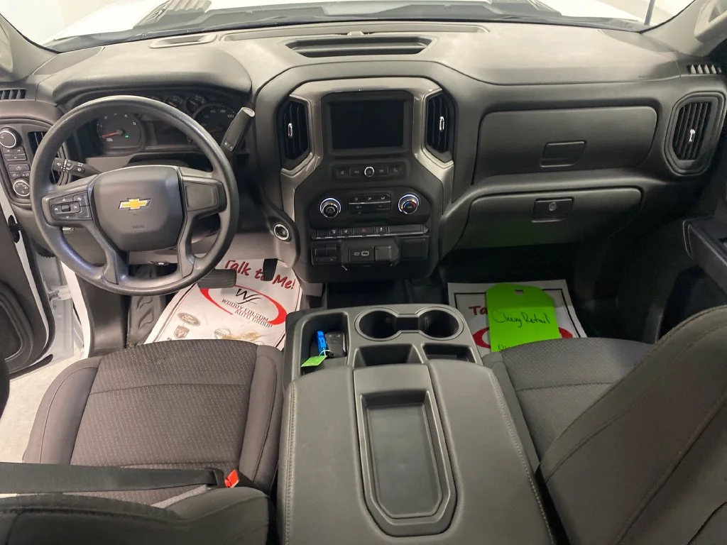 Used 2025 White Chevrolet Work Truck image 17