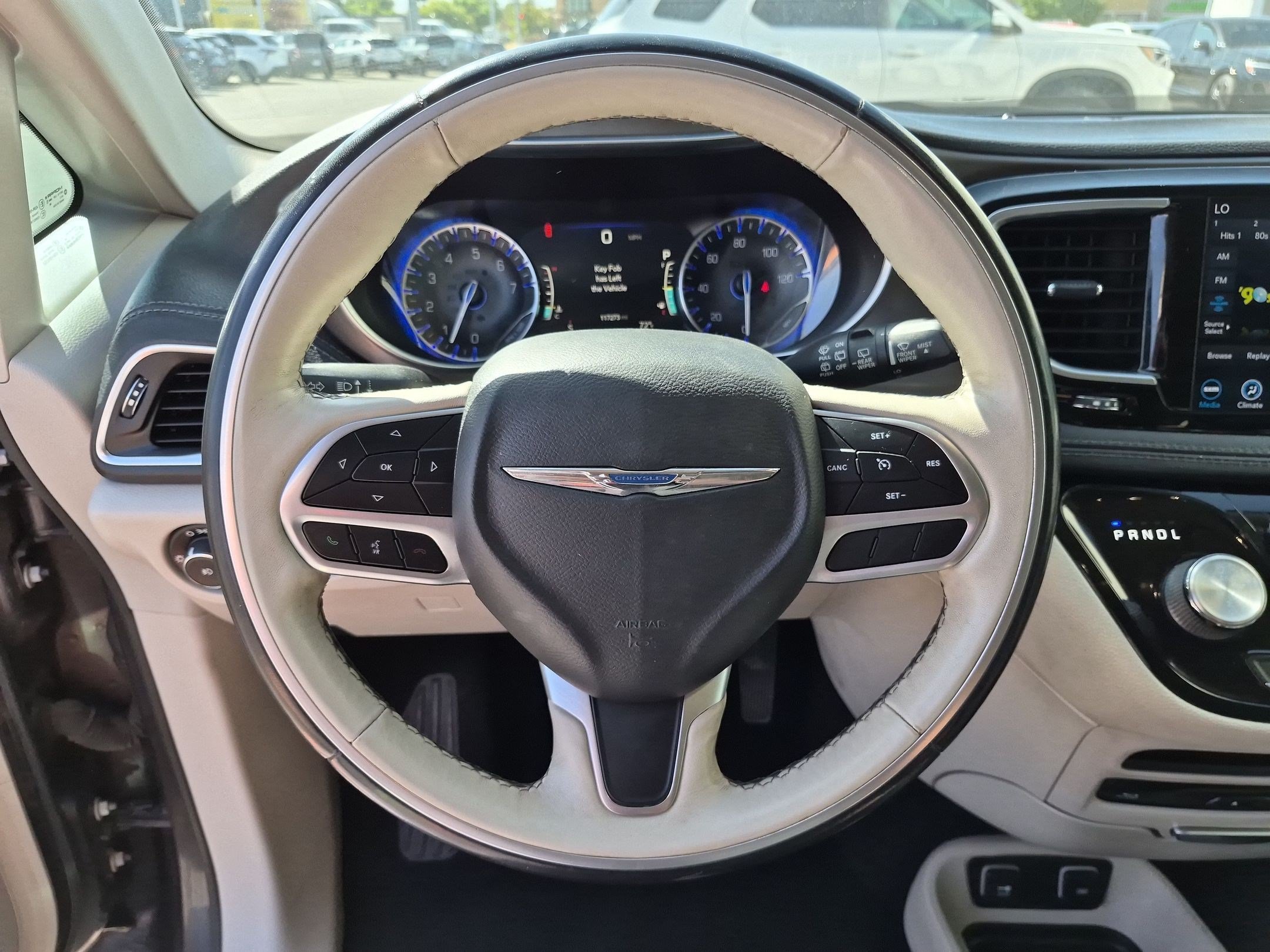Used 2019 Granite Crystal Metallic Clearcoat Chrysler Limited image 16