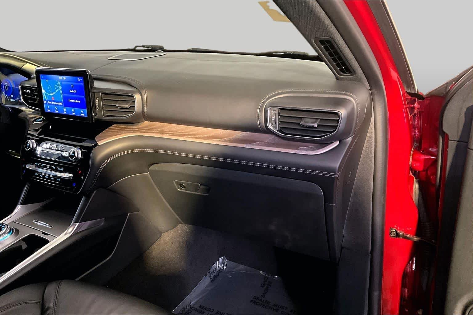 Used 2021 Rapid Red Metallic Tinted Clearcoat Ford Platinum image 33