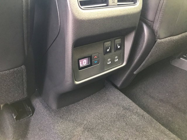 2026 Nissan Rogue Platinum - Photo 16