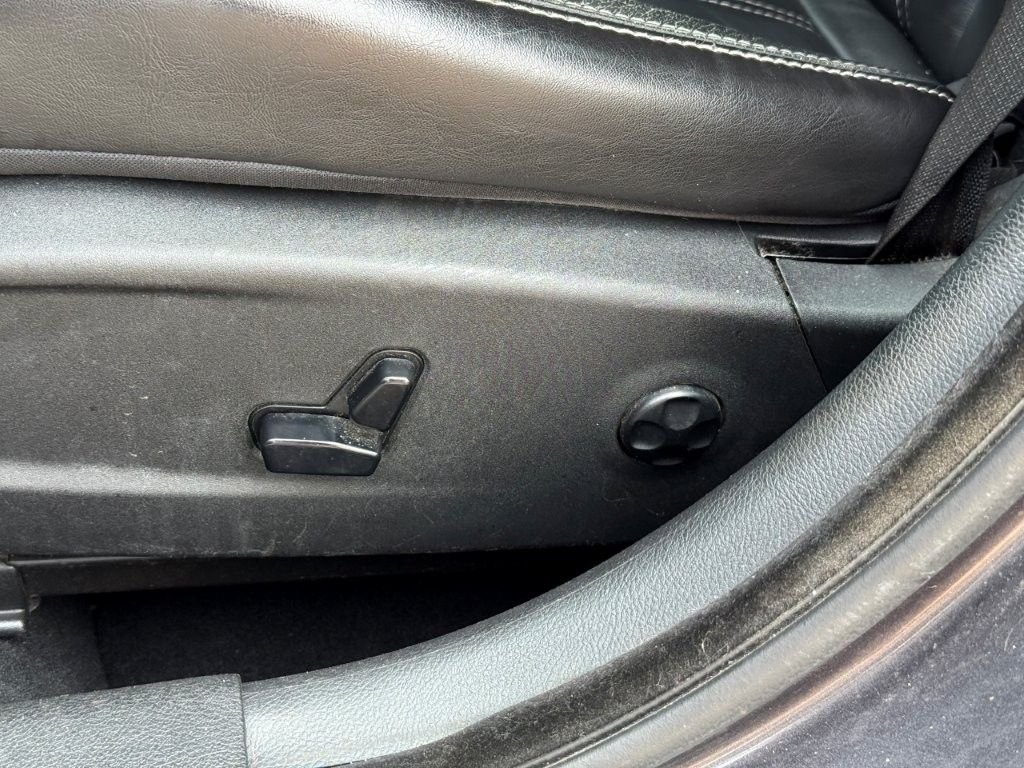 Used 2019 Gray Chrysler S image 13