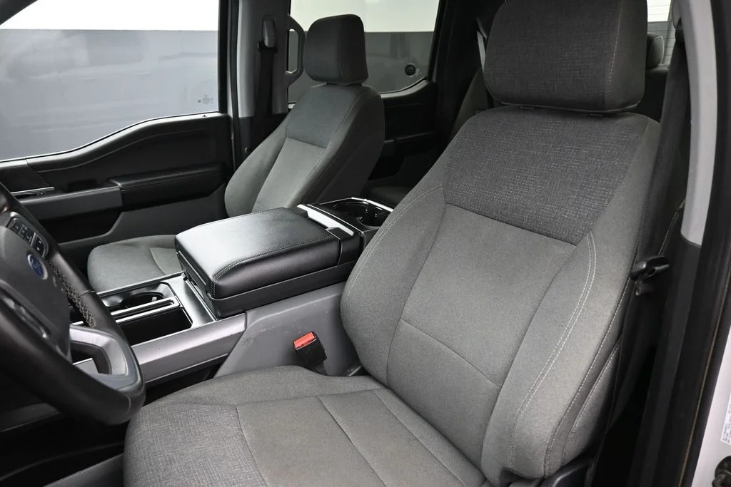 Used 2024 White Ford XLT image 4