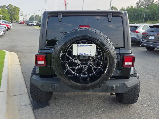 Used 2020 Black Jeep Unlimited Sahara image 11