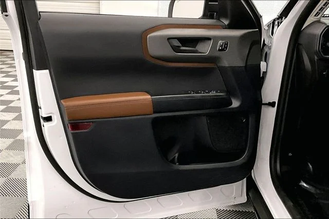 Used 2025 Oxford White Ford Outer Banks image 22