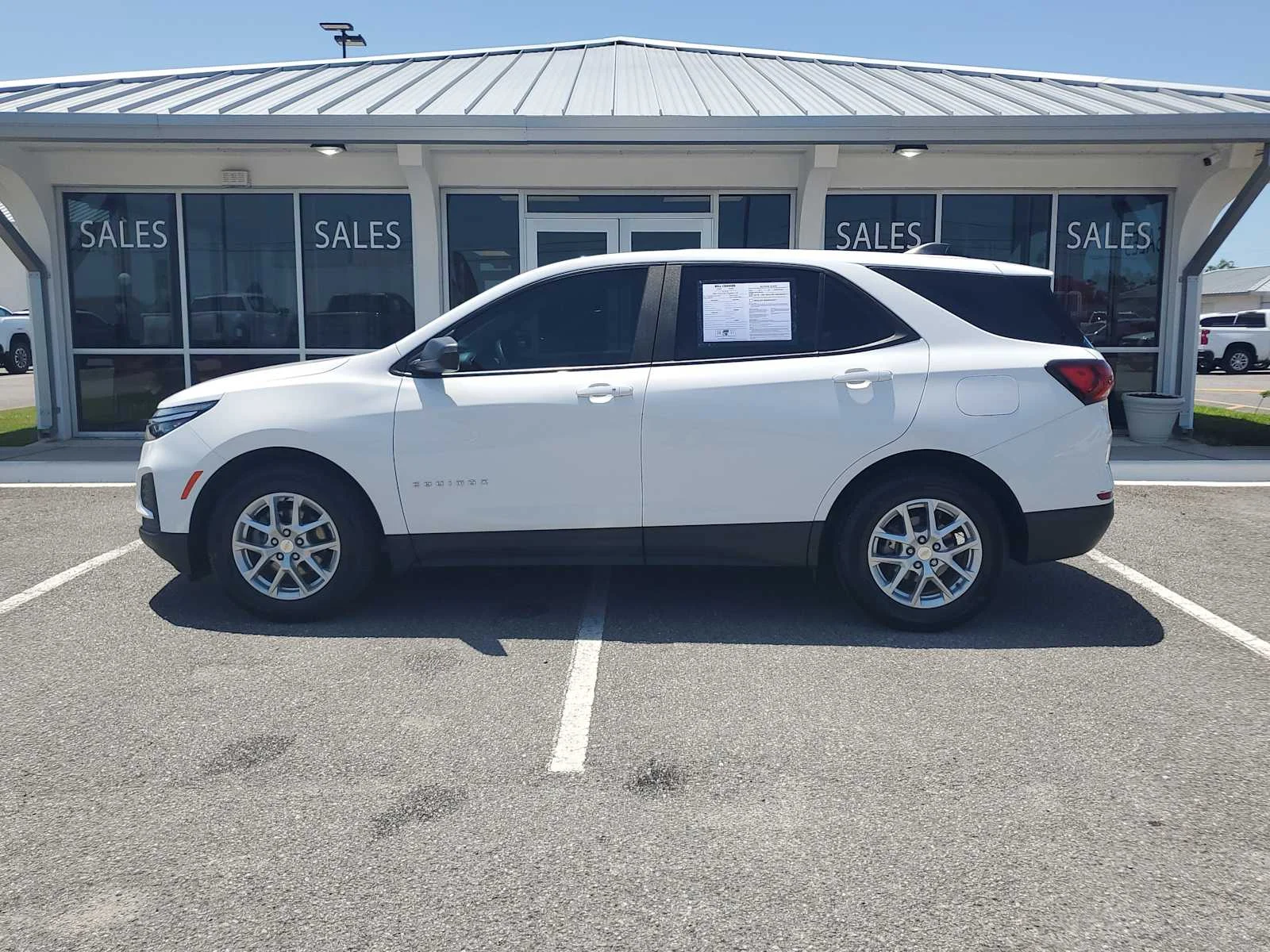 Used 2024 Summit White Chevrolet LS image 2