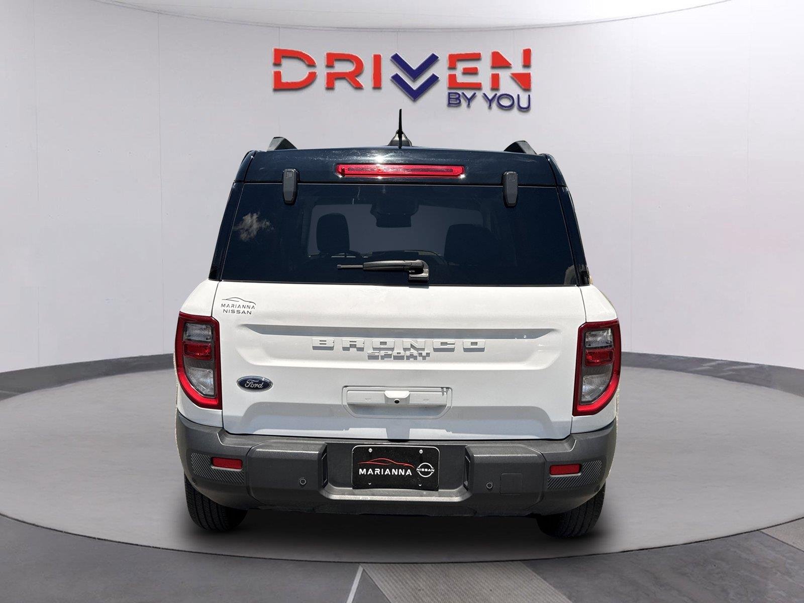Used 2025 Oxford White Ford Outer Banks image 4