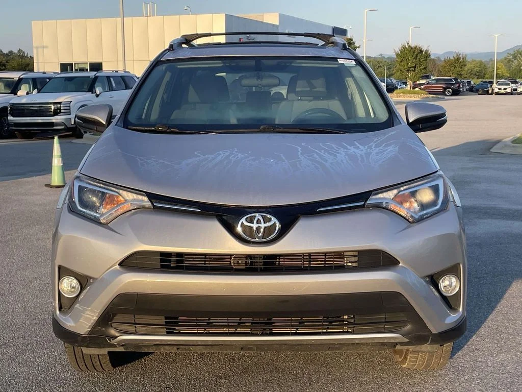 Used 2016 Silver Sky Metallic Toyota XLE image 24