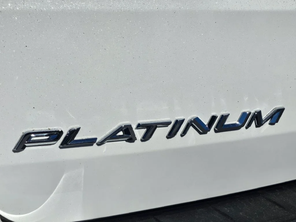 New 2027 Star White Metallic Tri-Coat Ford Platinum™ image 26