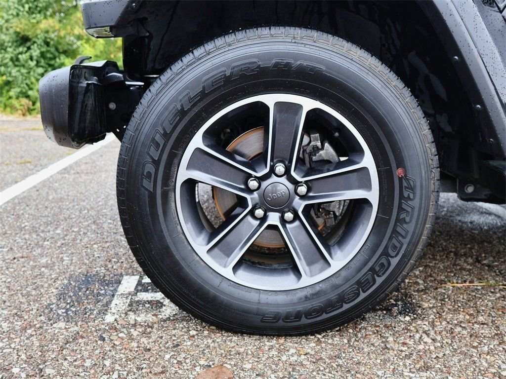 2023 Jeep Wrangler 4-Door Sahara - Photo 10