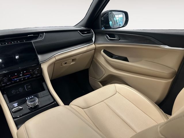 Used 2024 Red Jeep Limited image 11