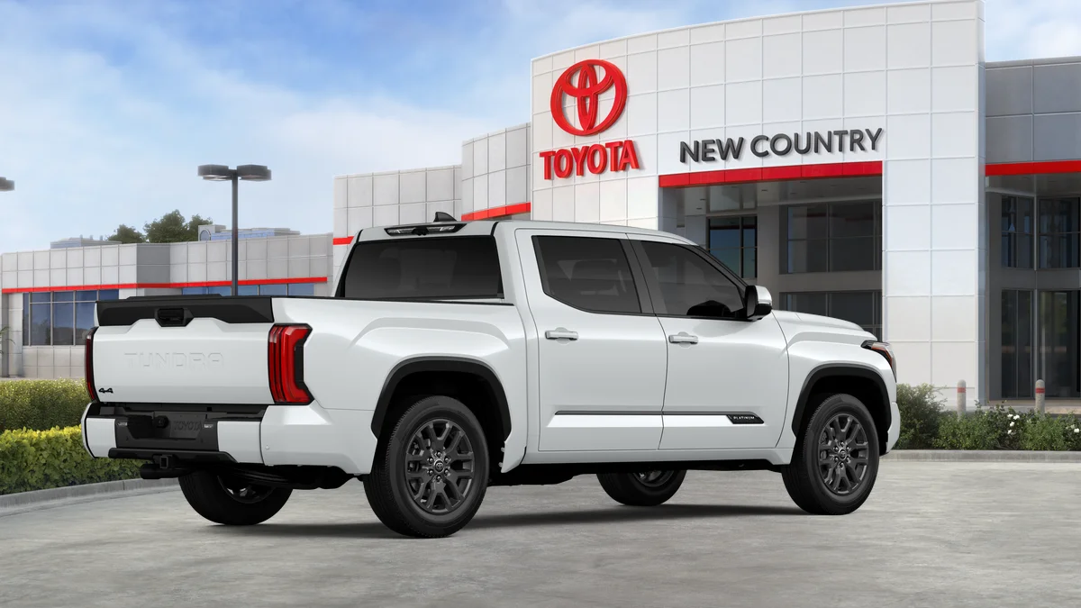New 2026 Wind Chill Pearl Toyota Platinum image 10