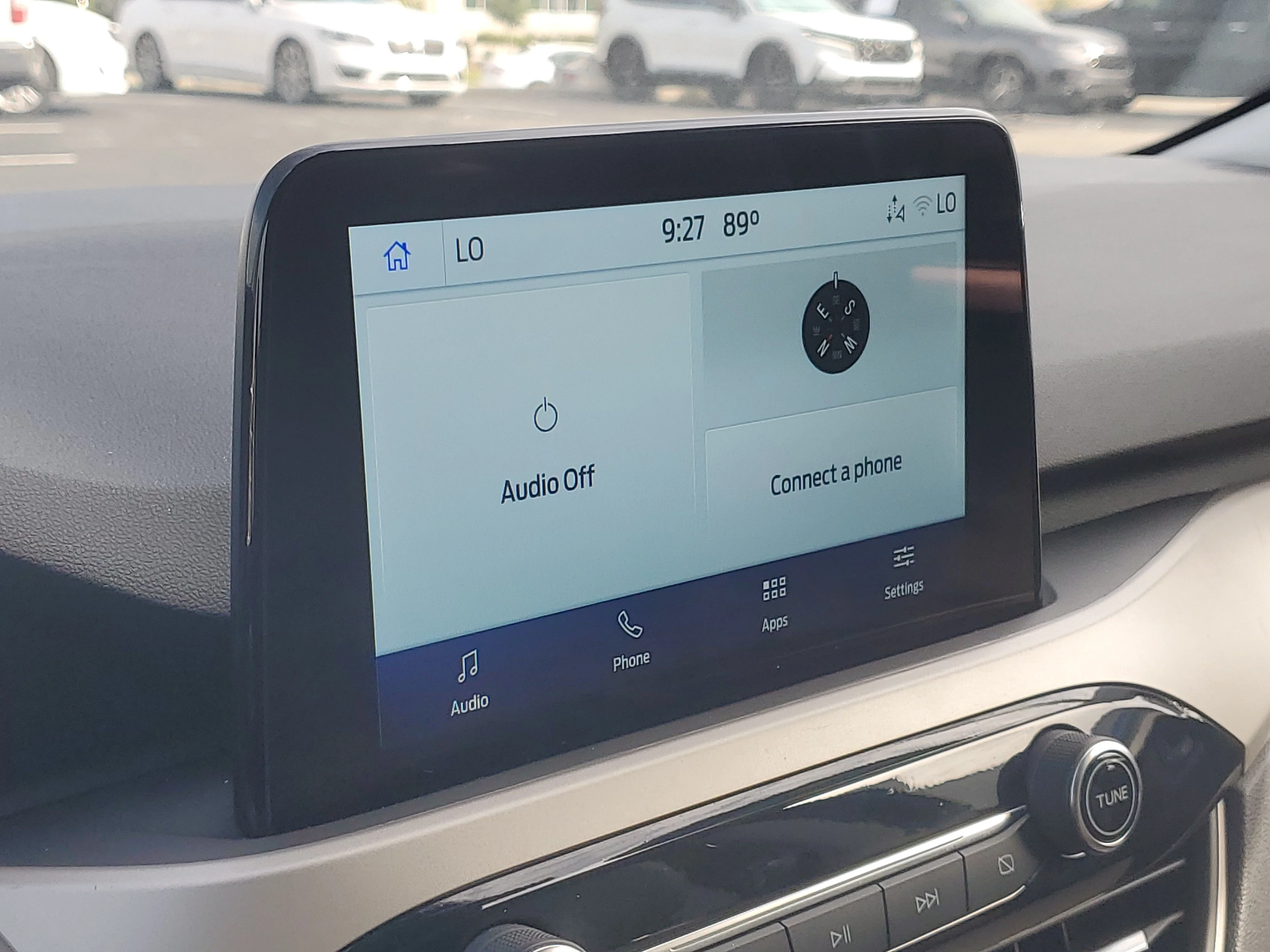 Used 2022 Oxford White Ford SEL image 26