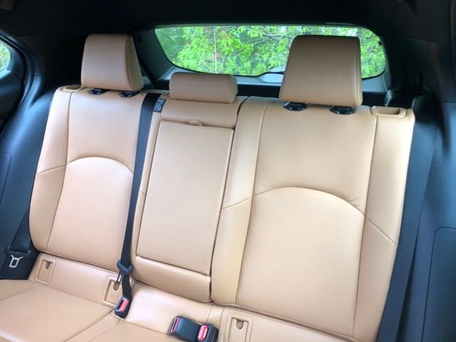 Certified Used 2025  Lexus 300h Premium image 18