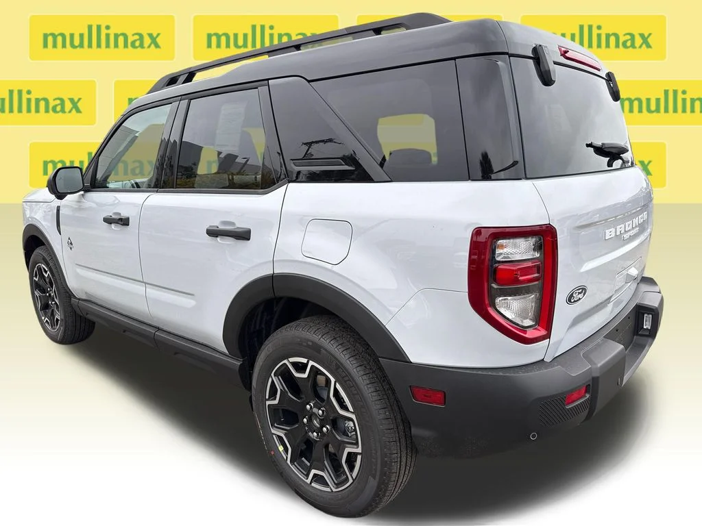 New 2026 White Ford Outer Banks image 4