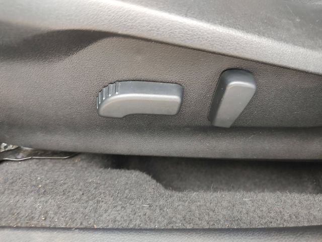 Used 2019 Gray Subaru 2.0i Limited image 27