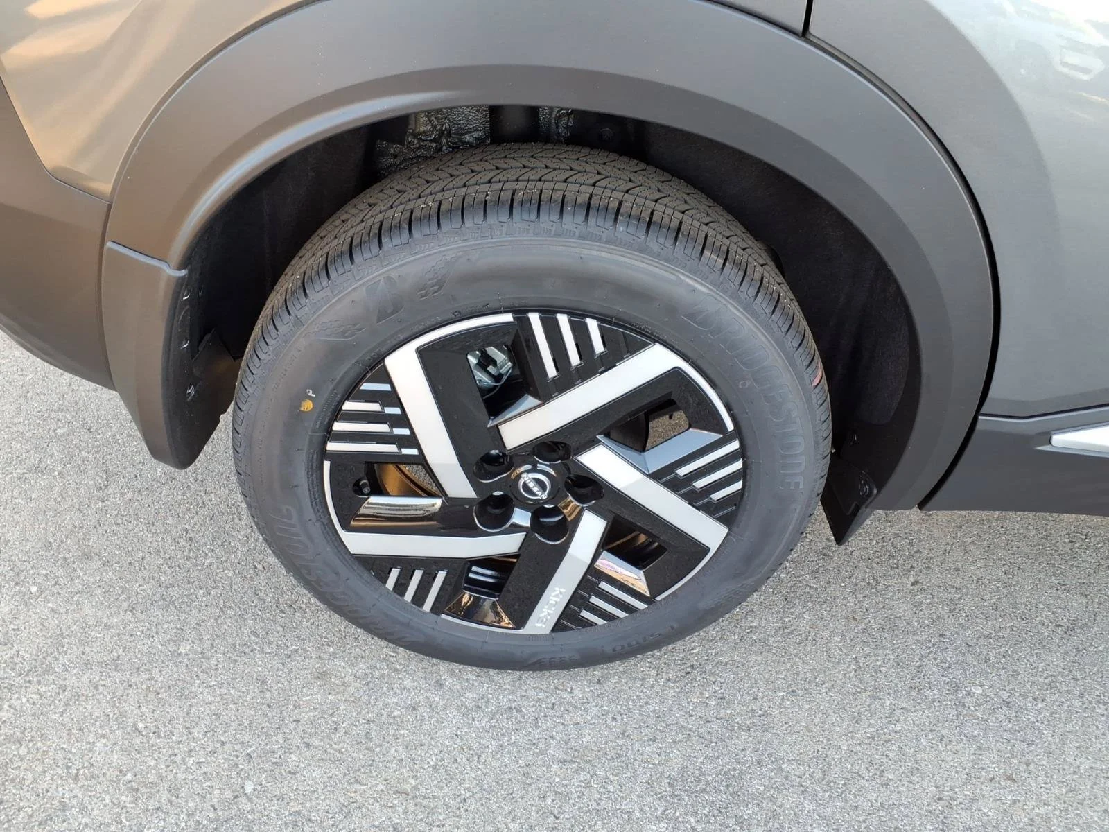 New 2026 Gun Metallic Nissan SV image 2