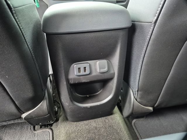 Used 2016 Silver Chevrolet Z71 image 23