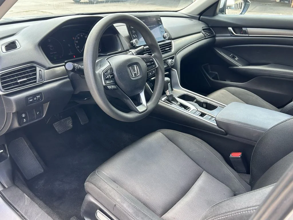 Used 2022 Silver Honda LX image 13