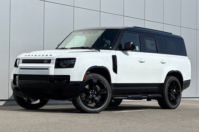 2026 Land Rover Defender 130 X-Dynamic SE
