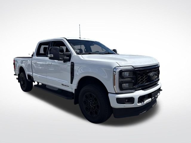 Used 2025 Oxford White Ford Lariat image 7